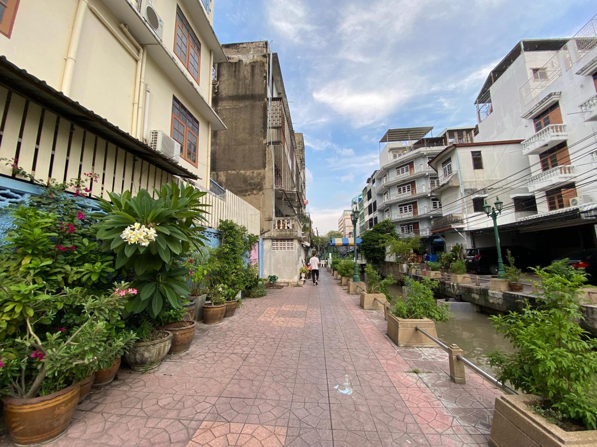 Bangkok Neighborhood Hostel ภายนอก รูปภาพ