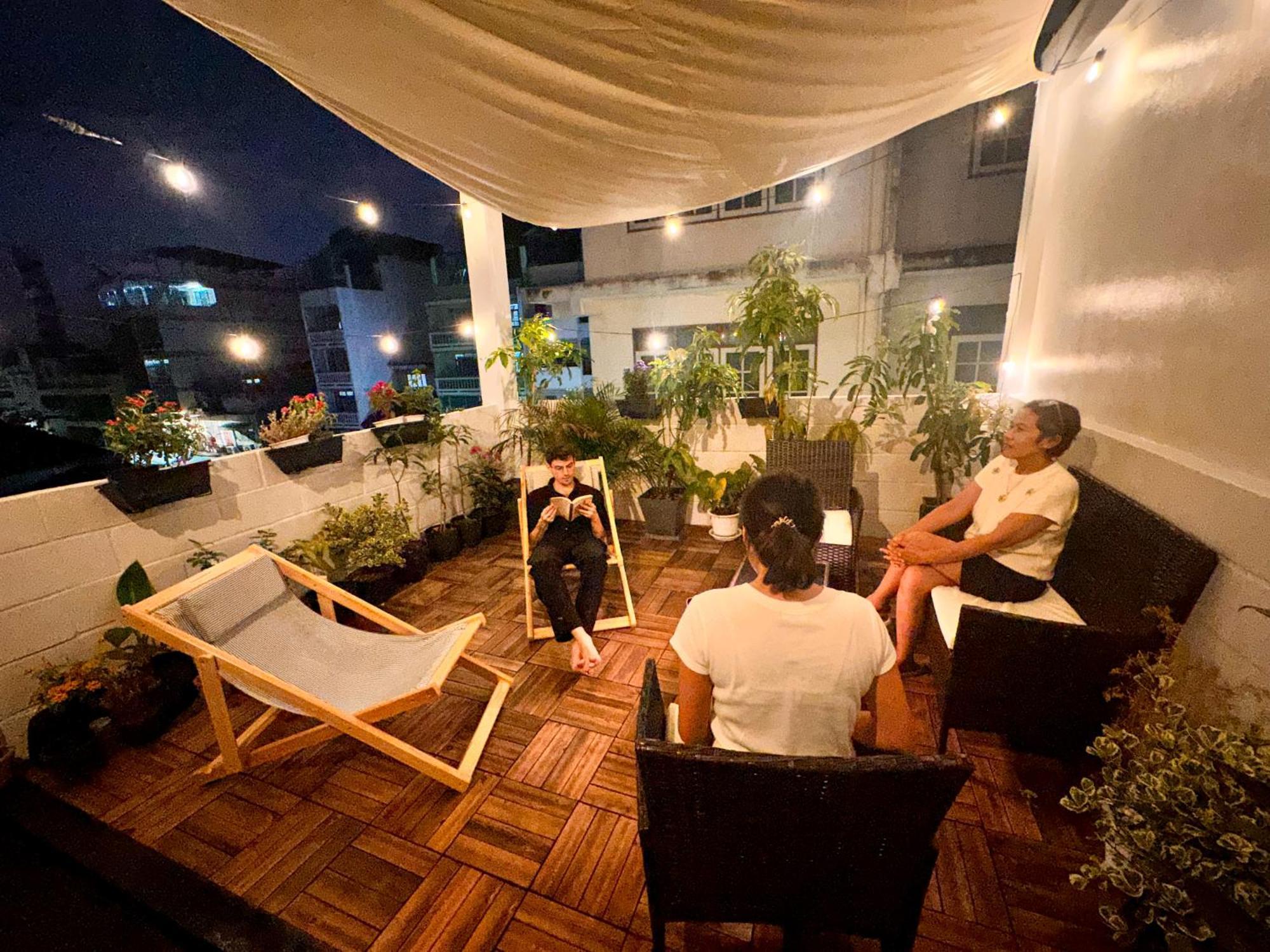 Bangkok Neighborhood Hostel ภายนอก รูปภาพ