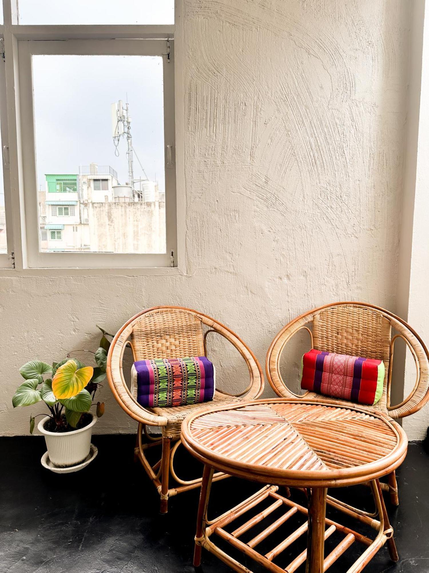 Bangkok Neighborhood Hostel ภายนอก รูปภาพ