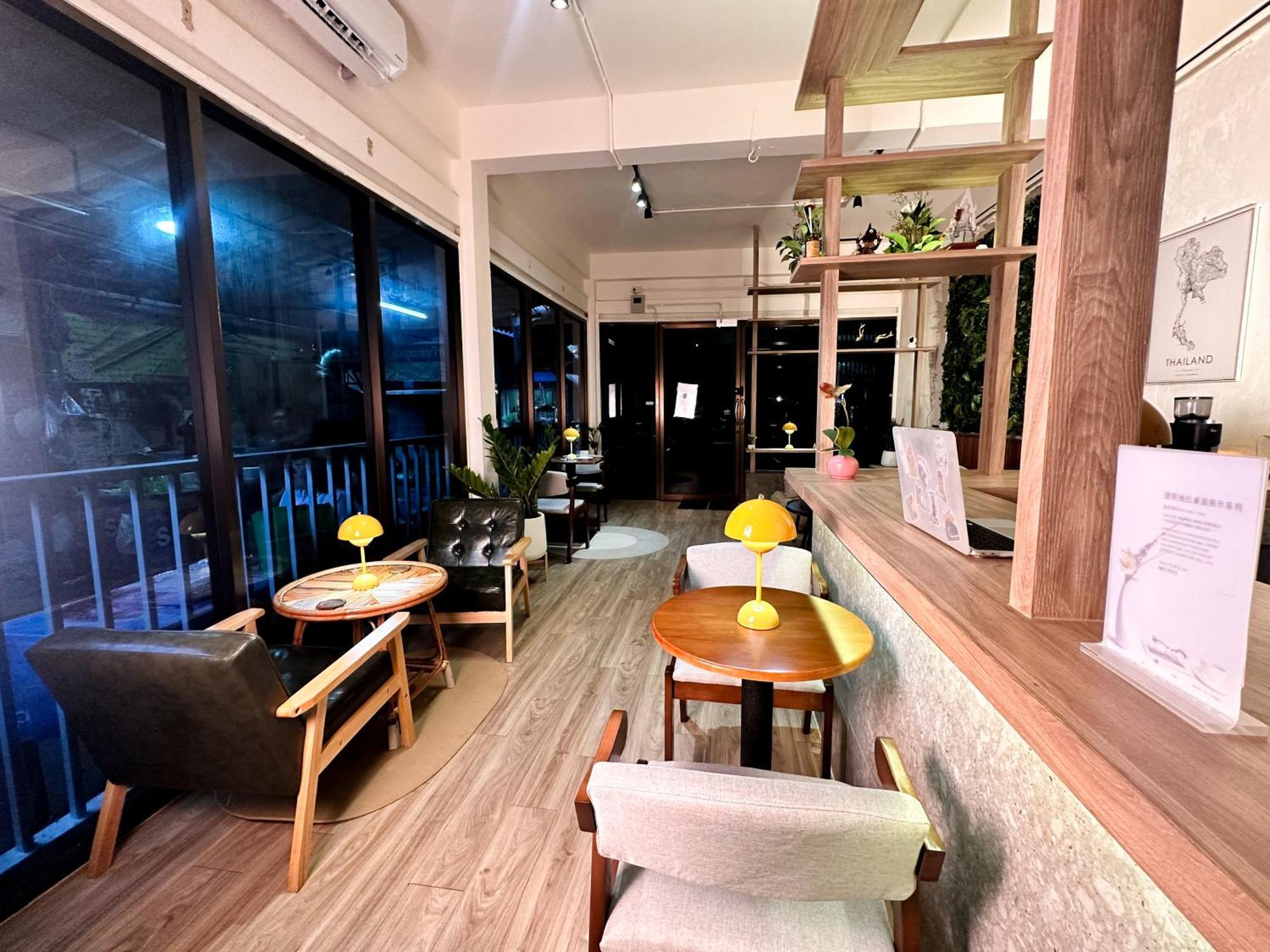 Bangkok Neighborhood Hostel ภายนอก รูปภาพ