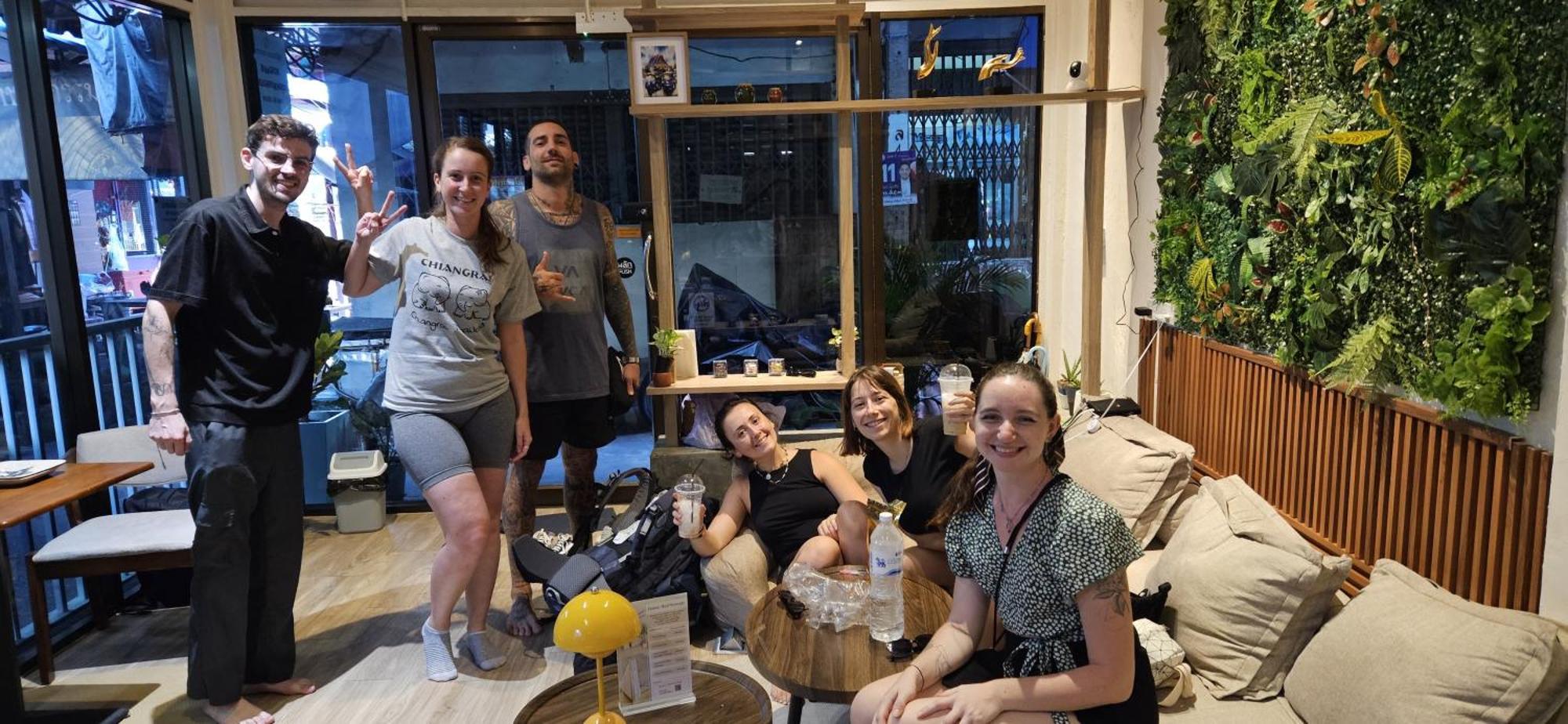 Bangkok Neighborhood Hostel ภายนอก รูปภาพ